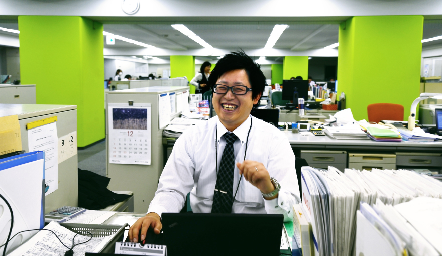 先輩社員紹介