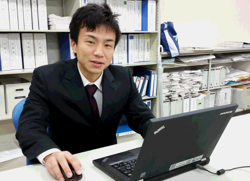 先輩社員紹介