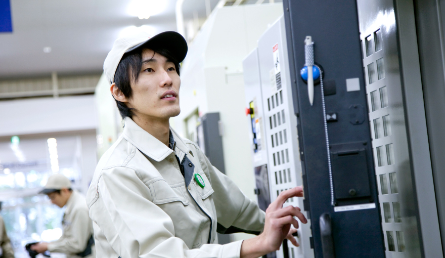 先輩社員紹介