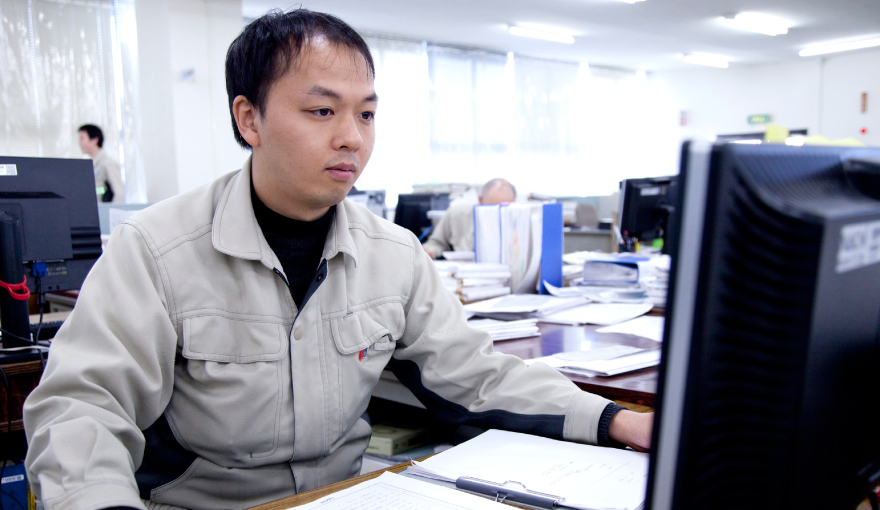 先輩社員紹介